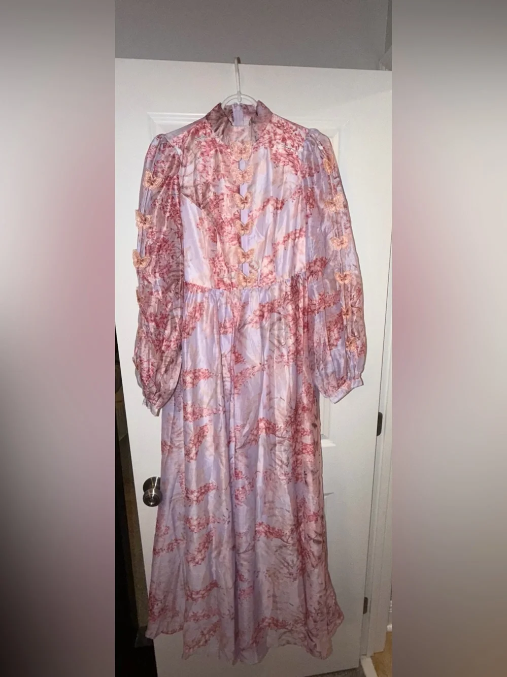 Women's Mackenzie & Me Floral butterfly long sleeve dress. Size M. NWT